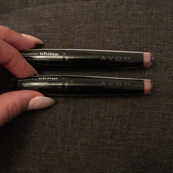 Lip glosd - Picture 3 of 3